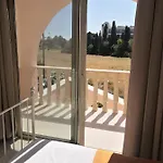 Apartment Seashell